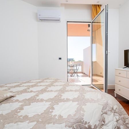 Perla Marina Sea View Apartment Catania Ngoại thất bức ảnh