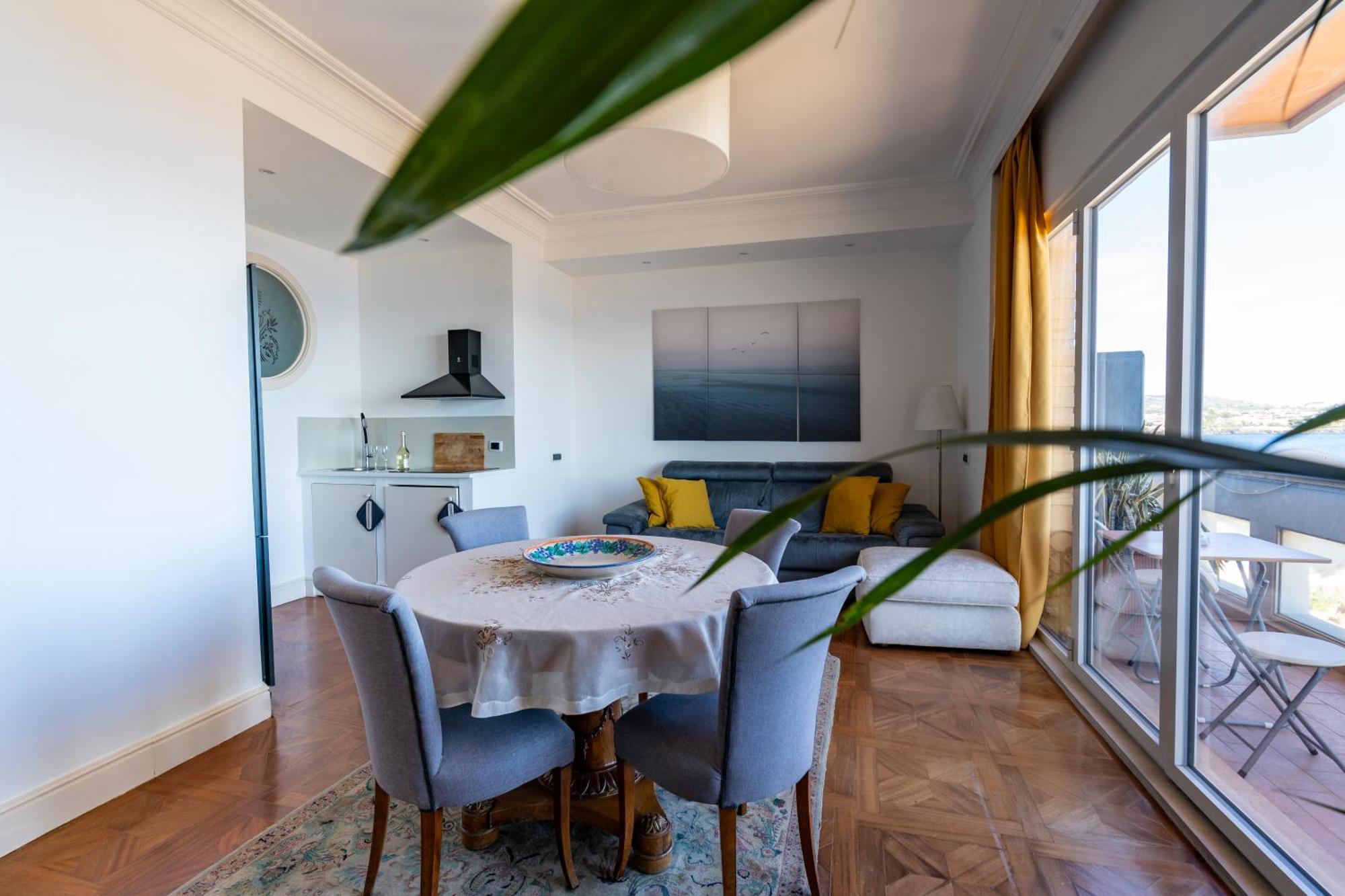 Perla Marina Sea View Apartment Catania Ngoại thất bức ảnh