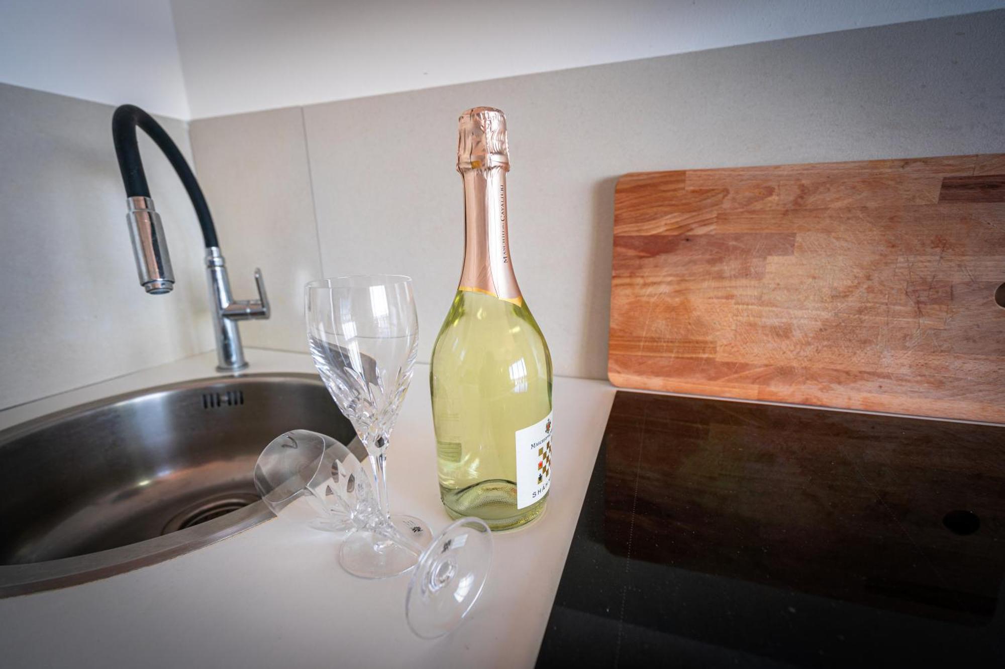 Perla Marina Sea View Apartment Catania Ngoại thất bức ảnh