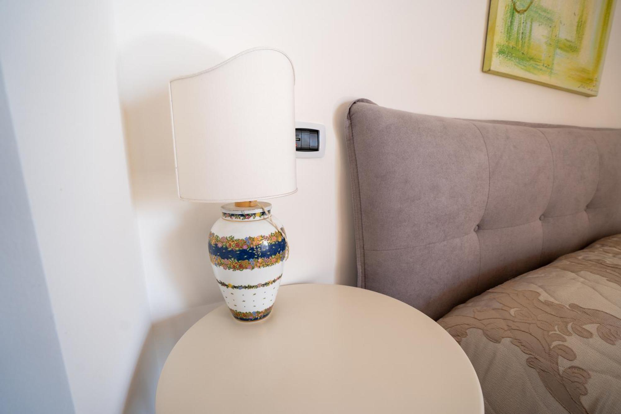 Perla Marina Sea View Apartment Catania Ngoại thất bức ảnh