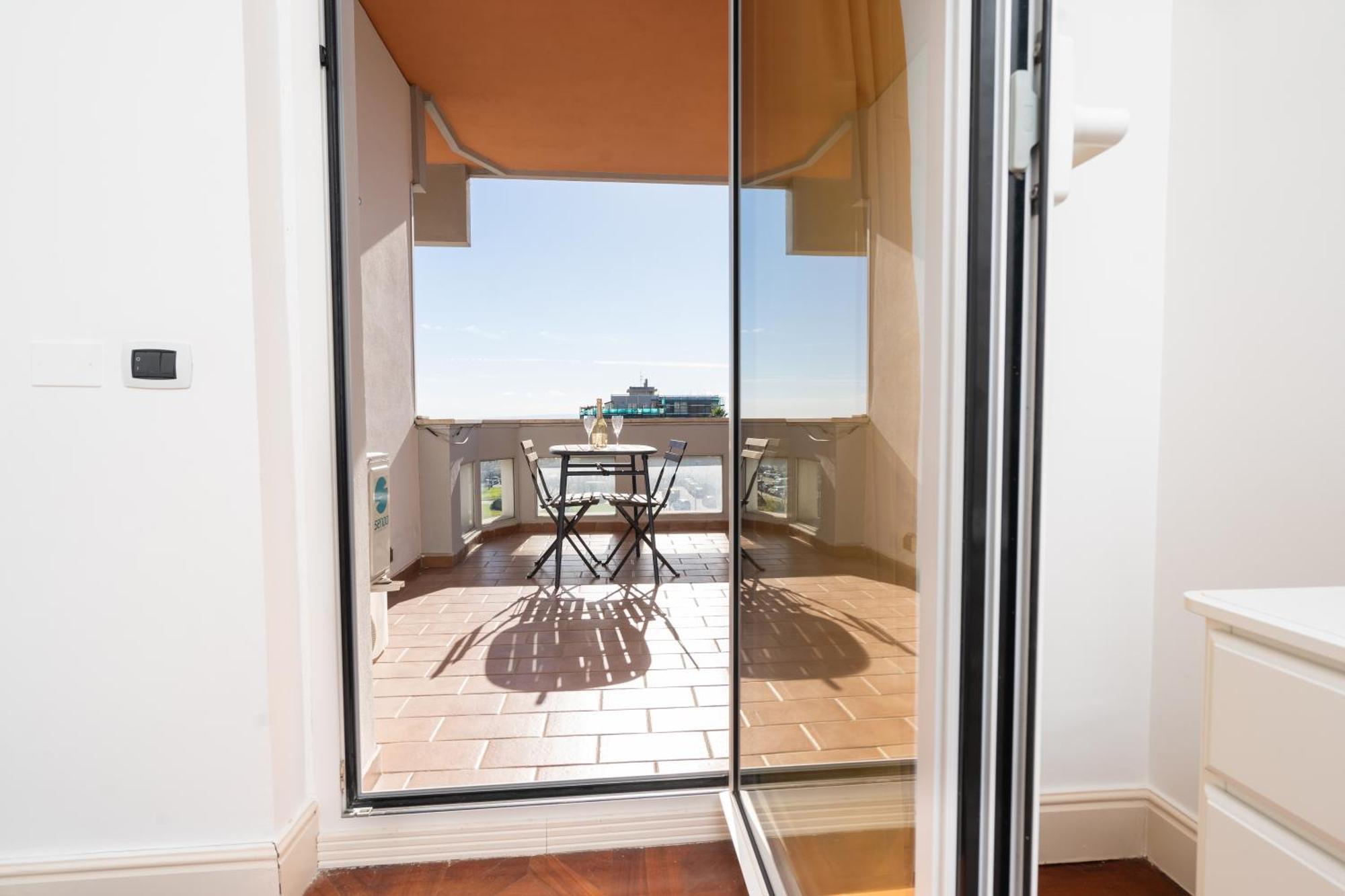 Perla Marina Sea View Apartment Catania Ngoại thất bức ảnh